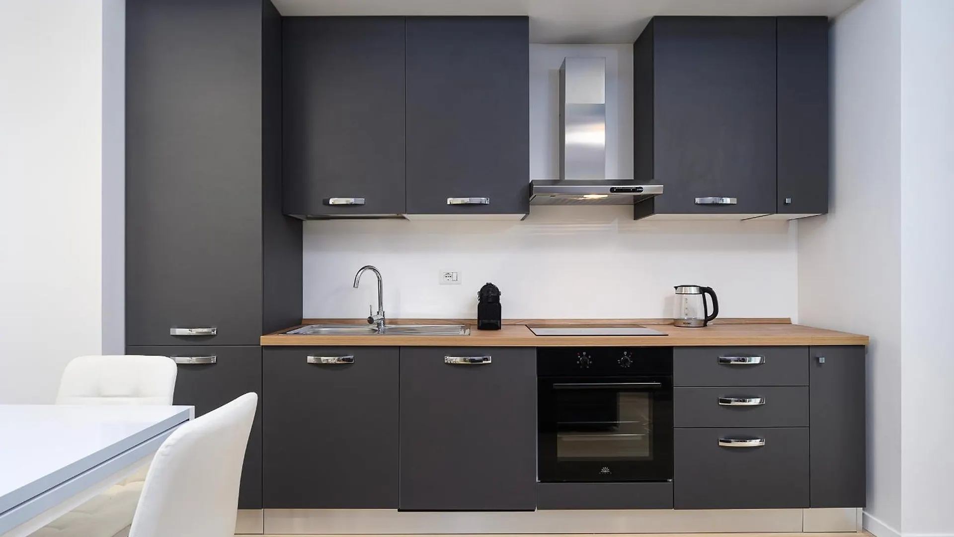 מילאנו Suites In Porta Garibaldi & Chinatown - City Center Well Connected איטליה